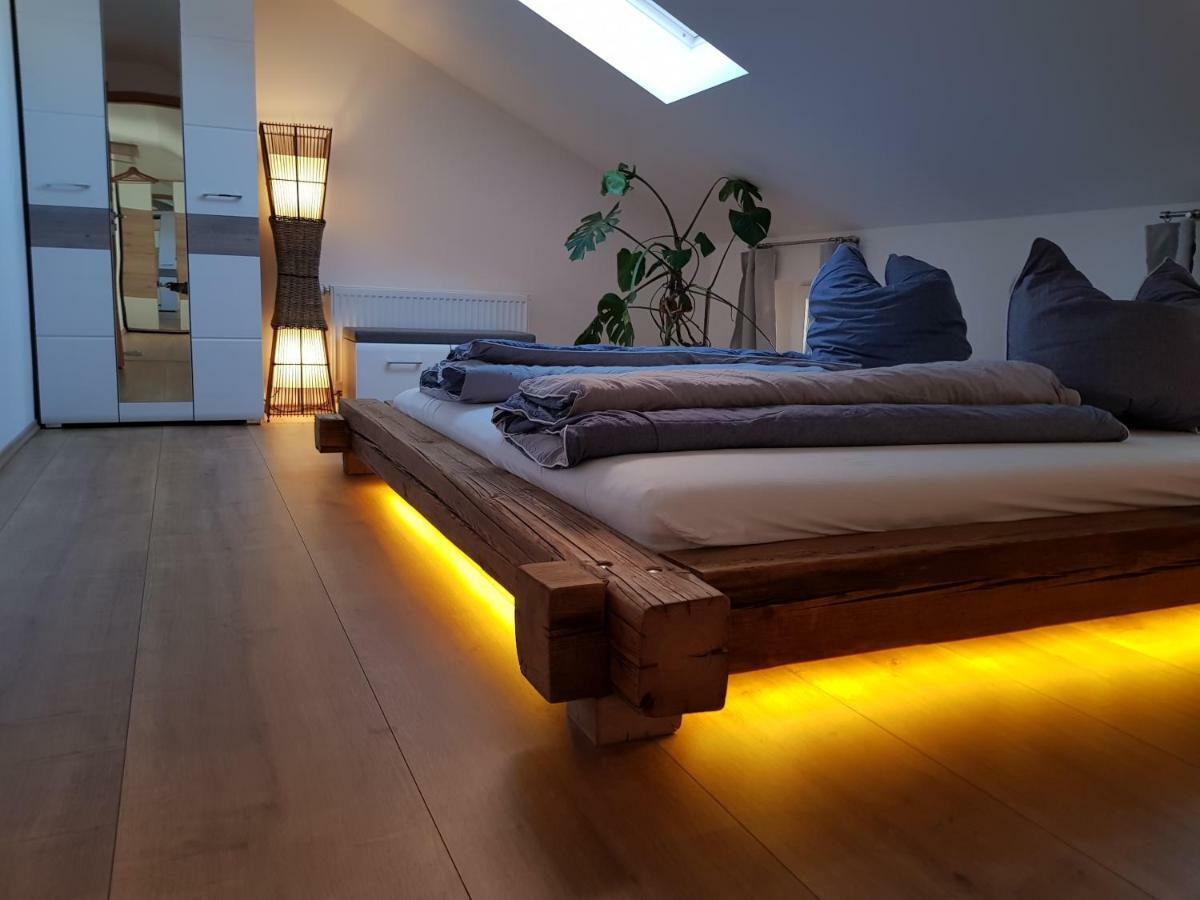 Ferienhaus Balkenkunst Radebeul Esterno foto