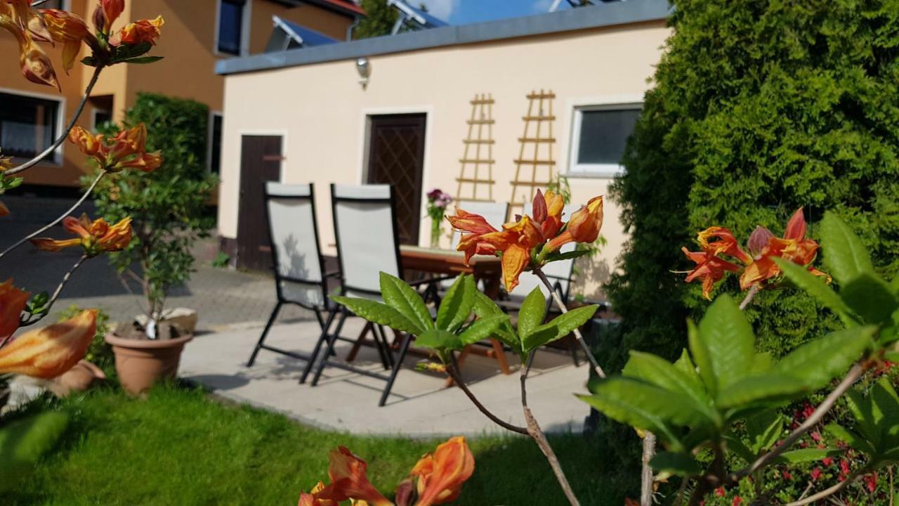 Ferienhaus Balkenkunst Radebeul Esterno foto