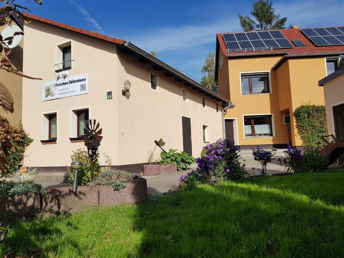 Ferienhaus Balkenkunst Radebeul Esterno foto